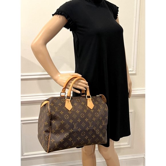 Louis Vuitton Speedy 30 Monogram Canvas Tote | Like New Condition - Picture 11 of 11